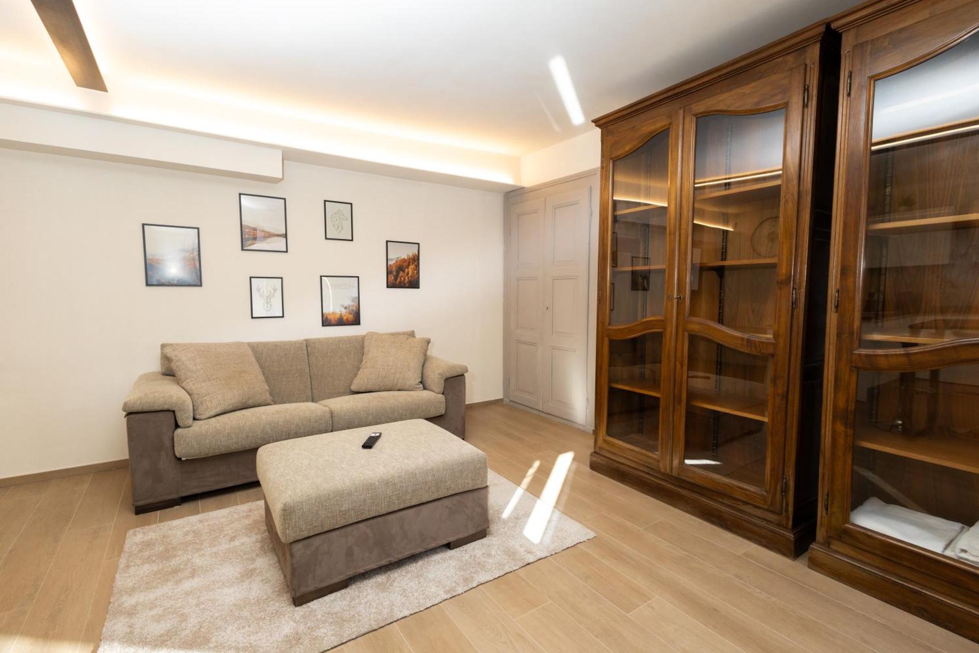 Maison Aubert In Centro Storico アオスタ エクステリア 写真