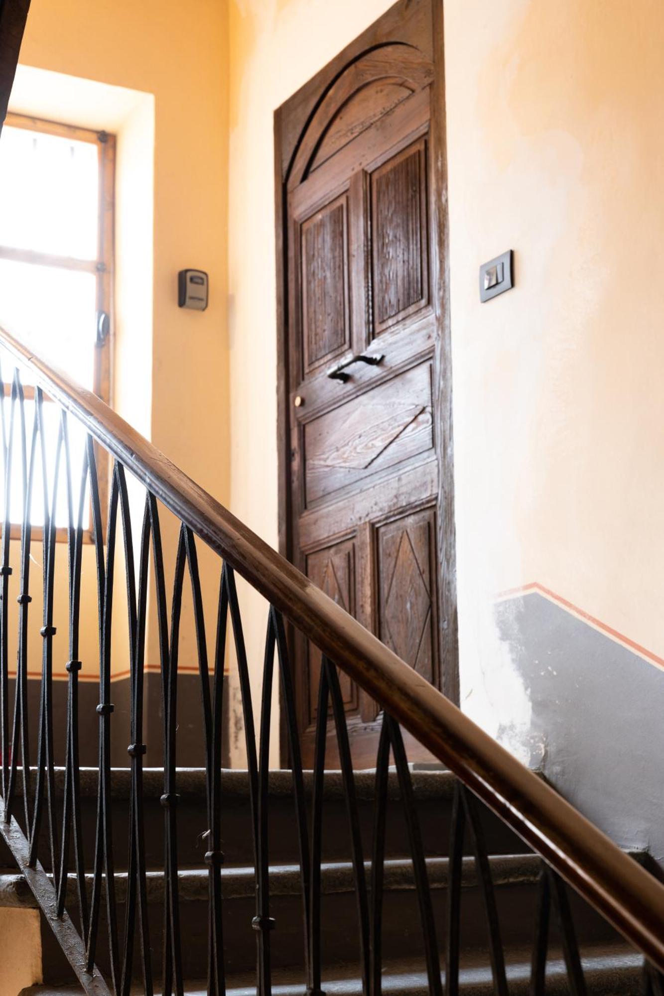 Maison Aubert In Centro Storico アオスタ エクステリア 写真